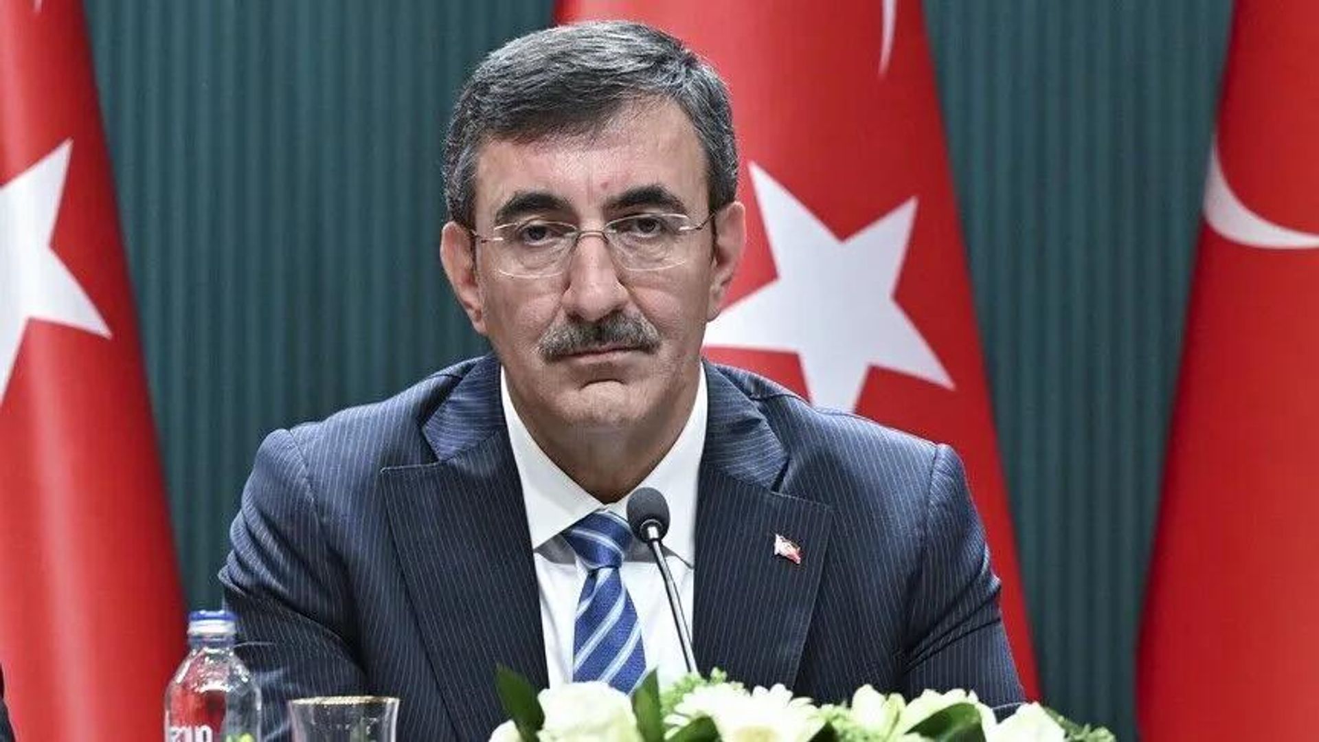 Seçim tarihi öne çekilecek mi? Cevdet Yılmaz yanıt verdi