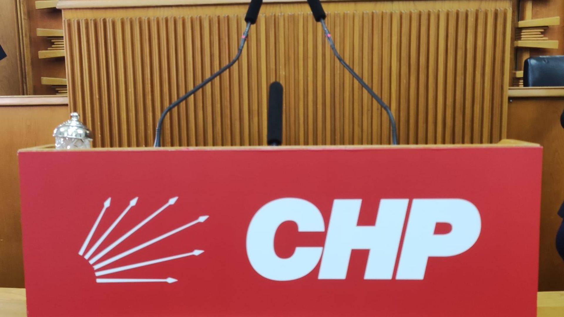 CHP'nin kurultay davası ertelendi