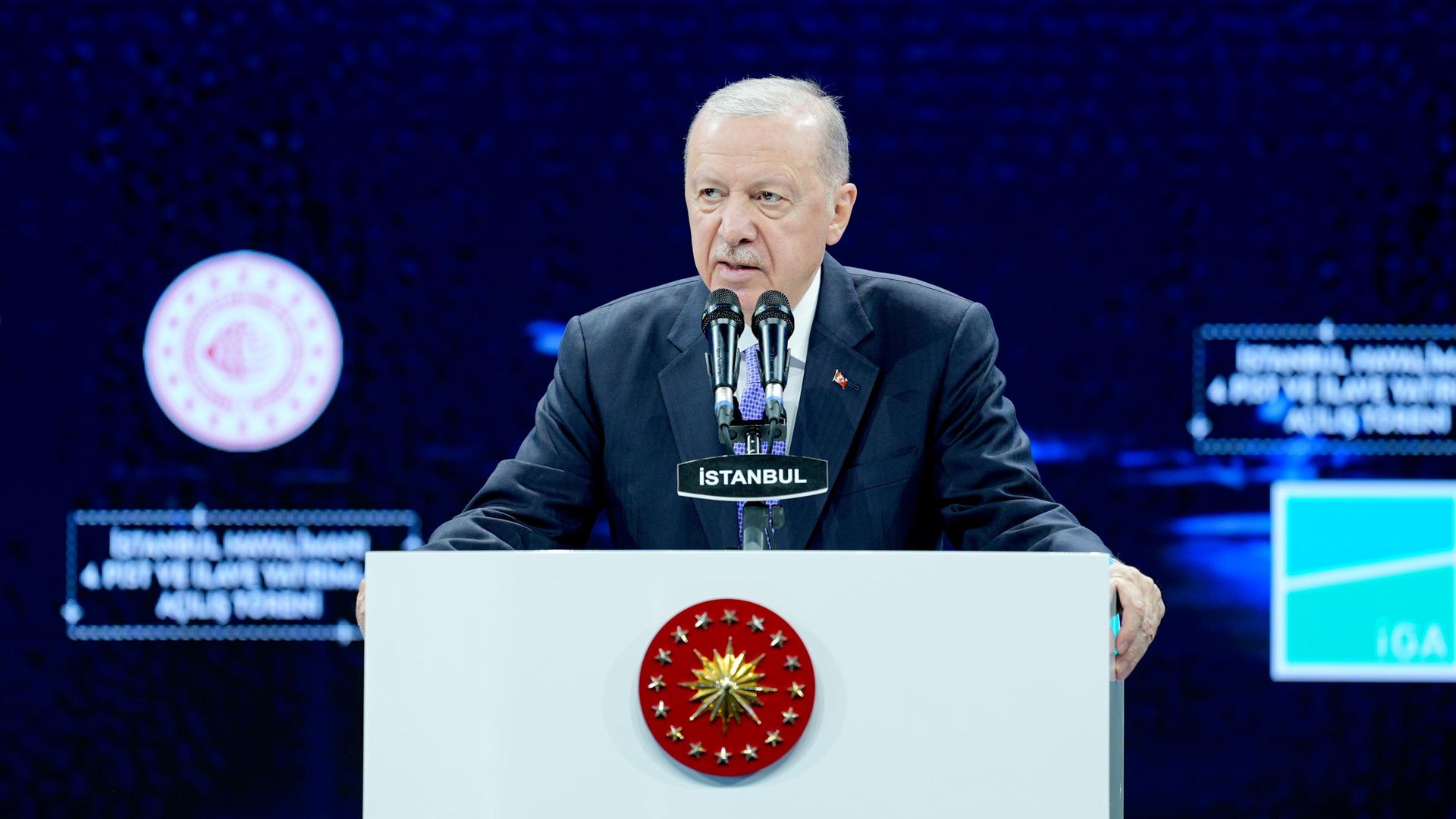 Cumhurbaşkanı Erdoğan: Uçak olmaz burada dedikleri İstanbul Havalimanı rekordan rekora koşuyor
