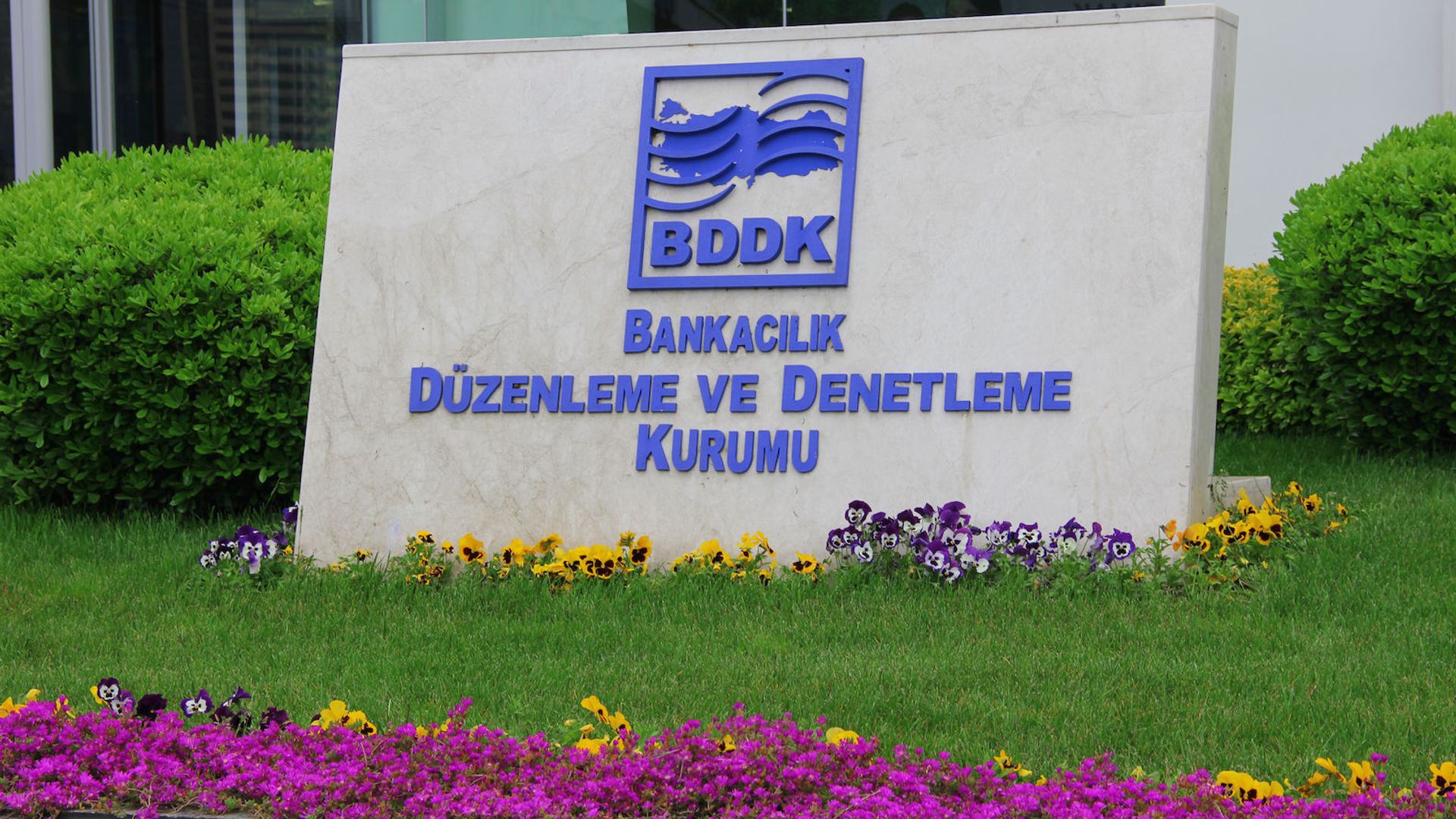 BDDK, bir bankanın faaliyet iznini kaldırdı