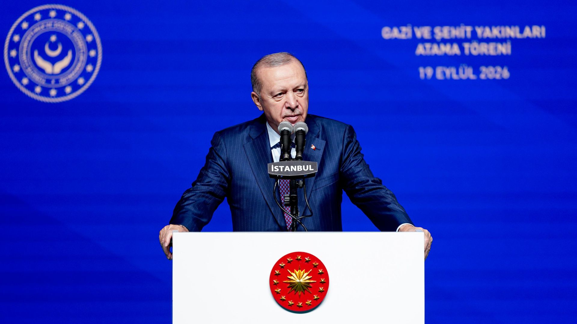 Şehit ve gazi yakınları atama töreninde konuşan Erdoğan: Terörsüz Türkiye sürecini bir devlet projesi olarak yürütüyoruz