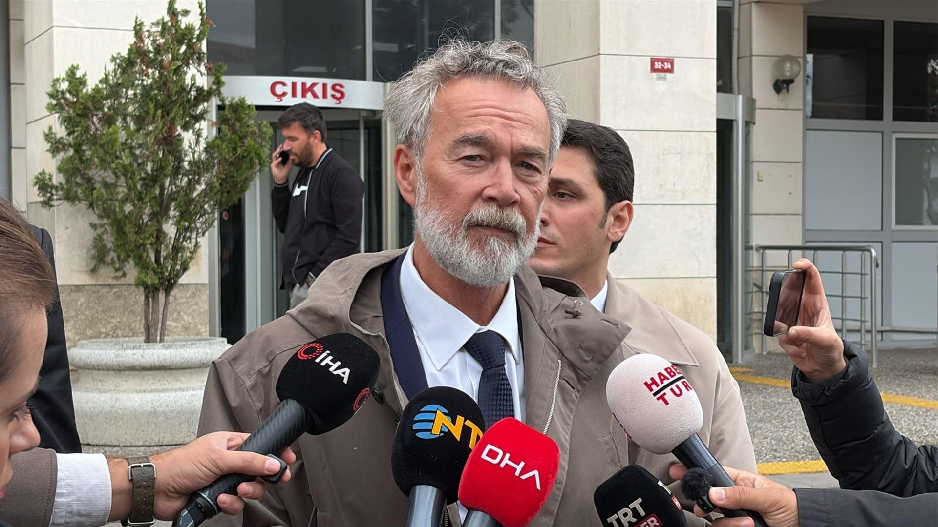 'Kurtlar Vadisi' oyuncusu Sedat Savtak ifade verdi: Oynadığı karakterin gerçek hayatta Kozinoğlu olduğunu biliyor muydu?