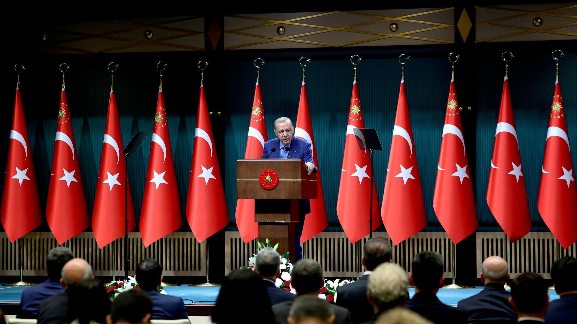 Erdoğan'dan fon soruşturması mesajı: 'Kim milletin hakkına, malına, hukukuna el uzatırsa karşısında bizi bulur'