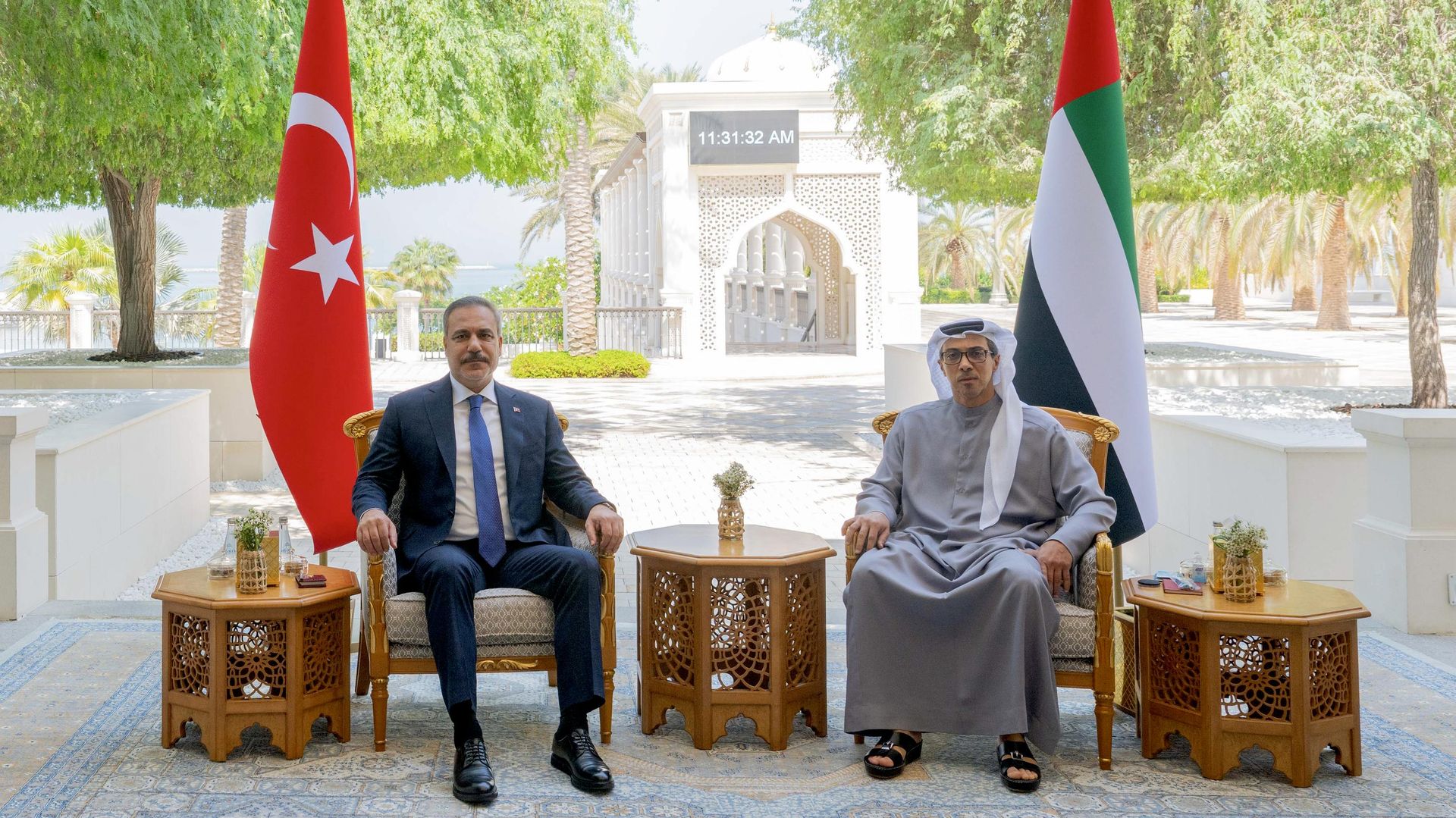 Dışişleri Bakanı Fidan, BAE Devlet Başkan Yardımcısı Zayed Al Nahyan'la görüştü
