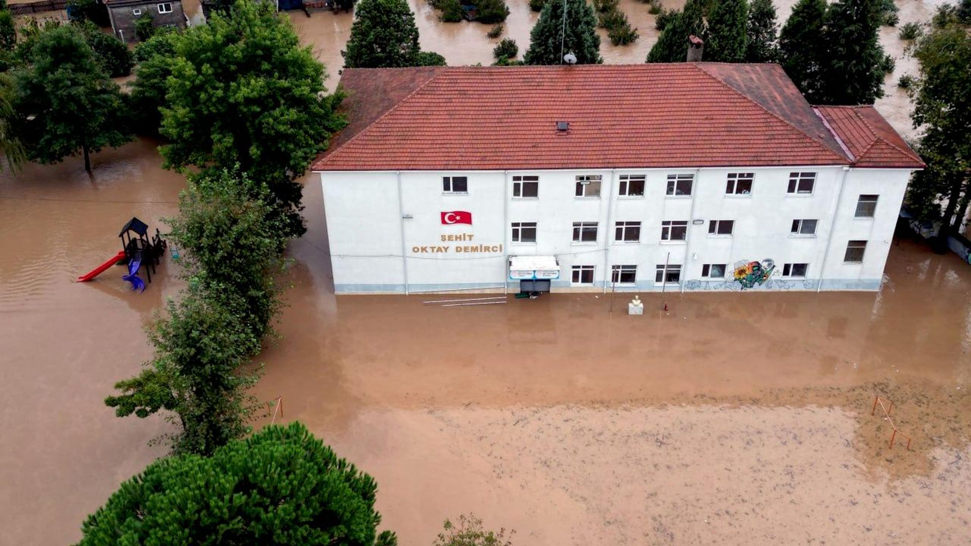 Sakarya'da bazı okullar yarın tatil edildi