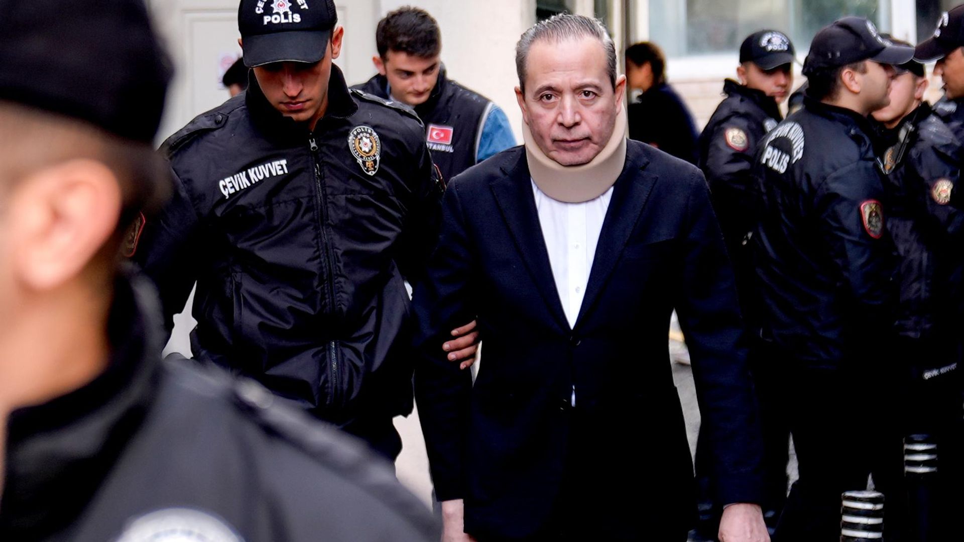 Sermaye piyasası işlemleri soruşturması: 19 şüpheli adliyede