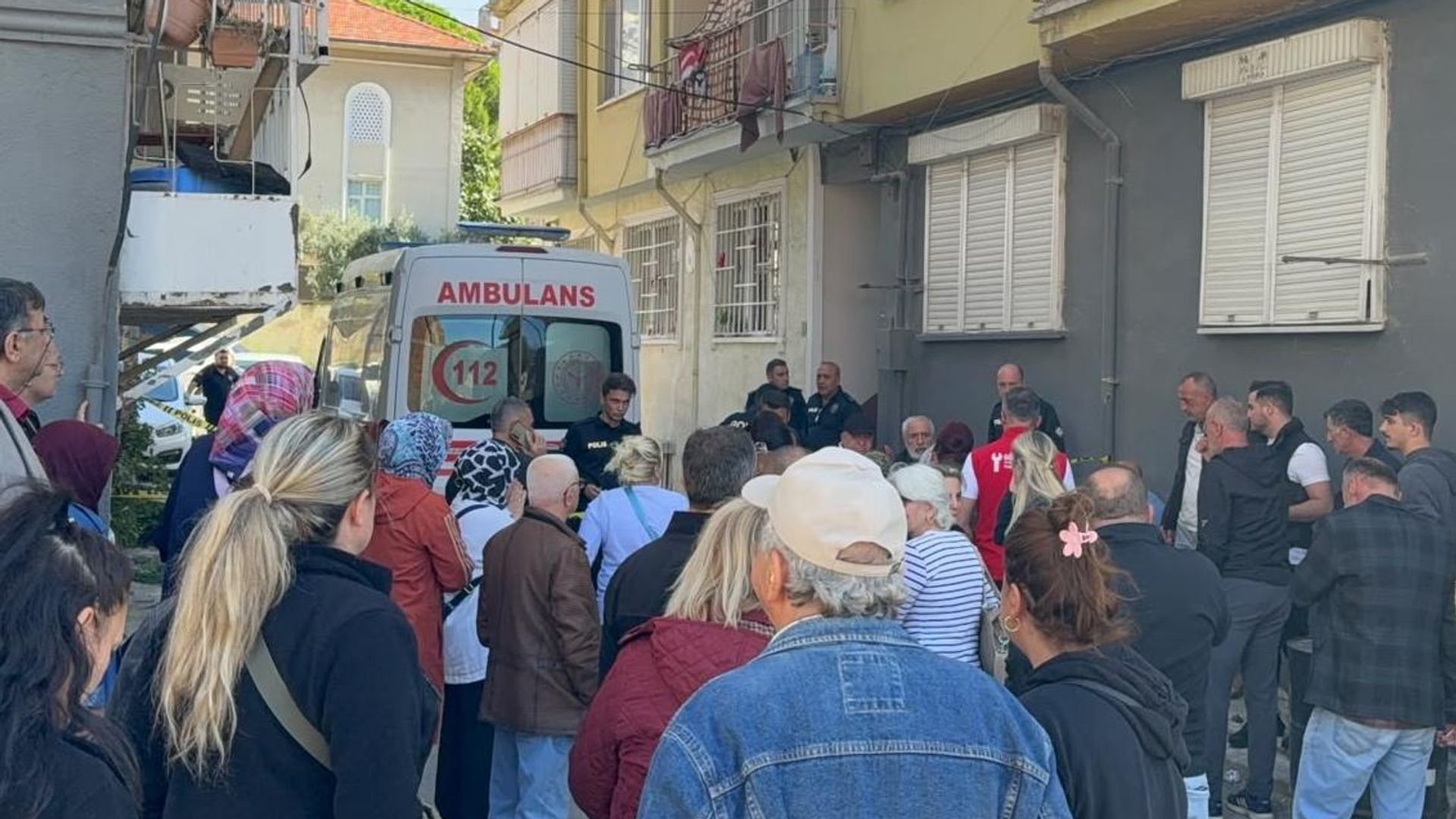 Komşular arasındaki 'dambıl' tartışması cinayetle bitti iddiası