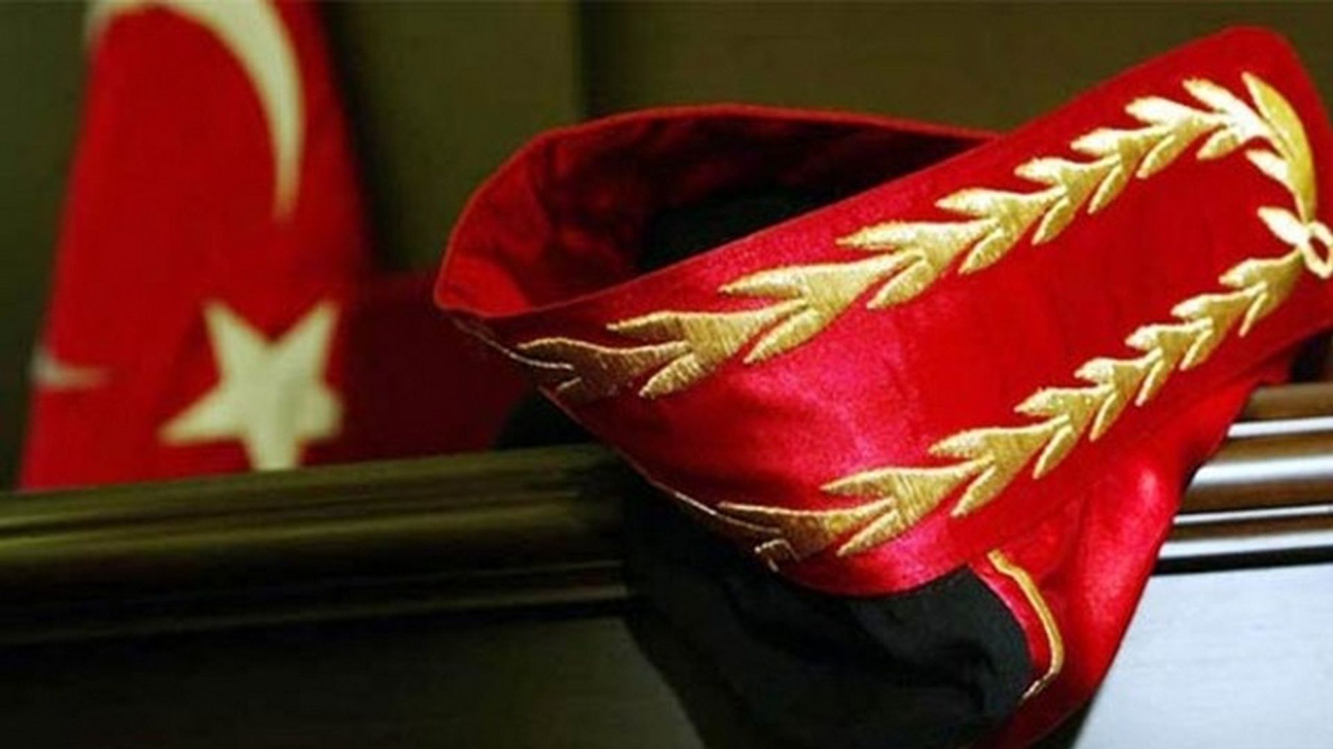 5 kişiyi 3.5 milyon lira dolandırdı: Sahte savcı tutuklandı