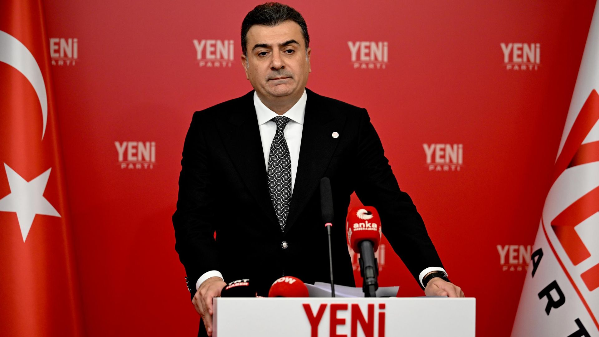 AK Parti'den Zeynel Emre, Şaban Sevinç ve Timur Soykan'a tazminat davası