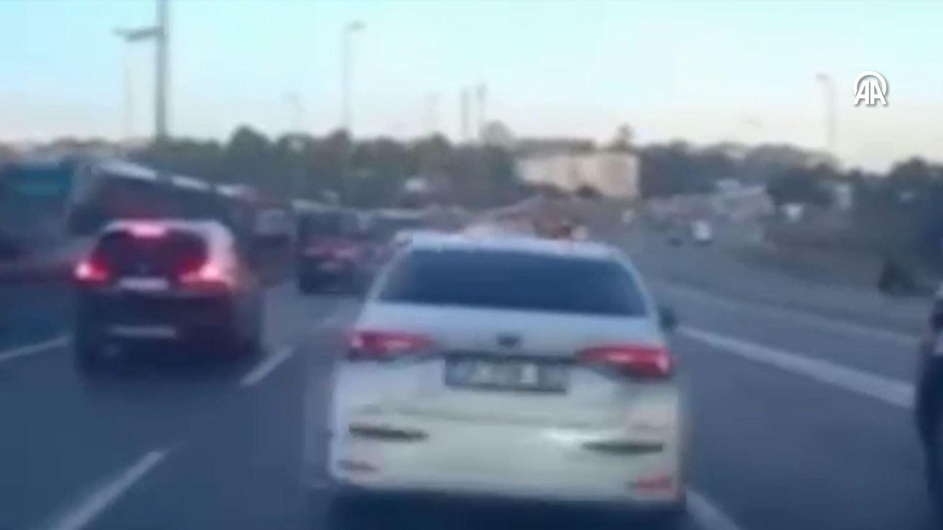 İstanbul'da makas atan sürücüye 96 bin lira ceza, ehliyetine el konuldu