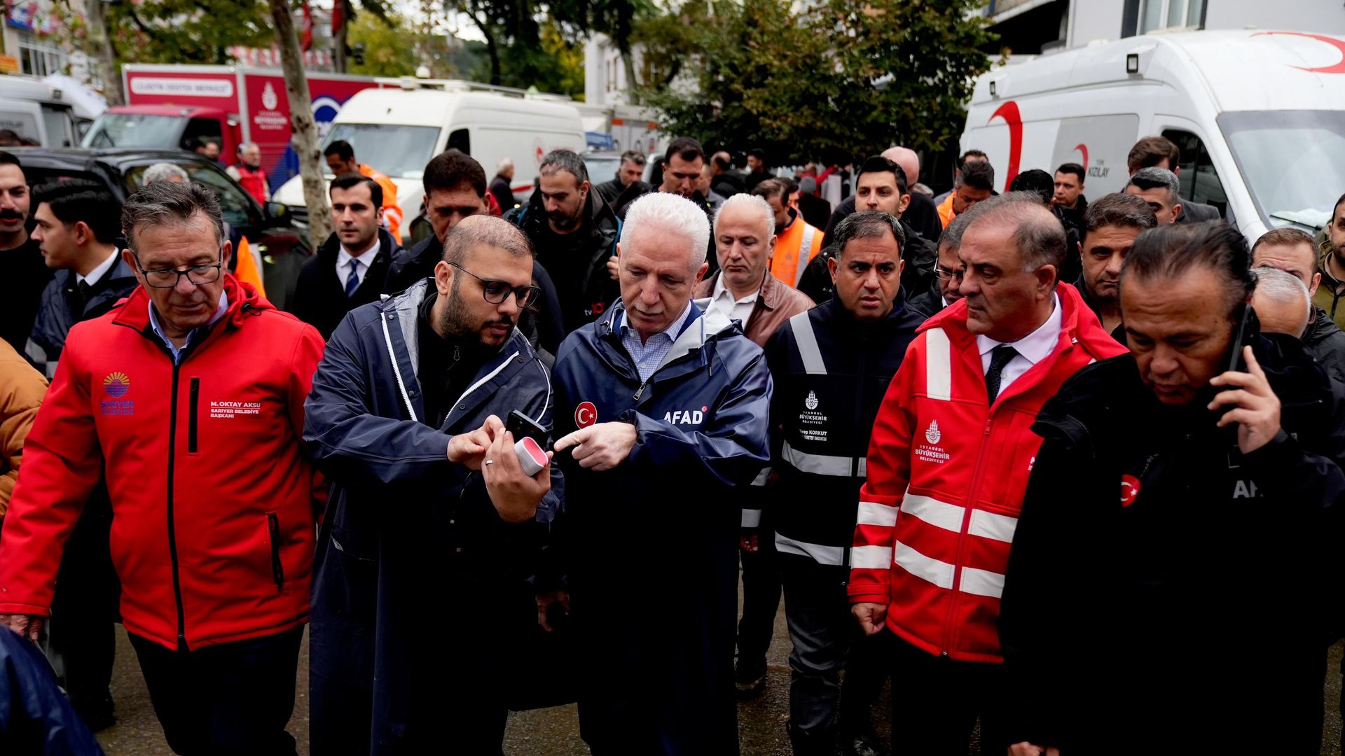 İstanbul Valisi Davut Gül: Dere yatağındaki yerlerin yıkımına bugün başlanıyor, pazartesi okullar açılacak