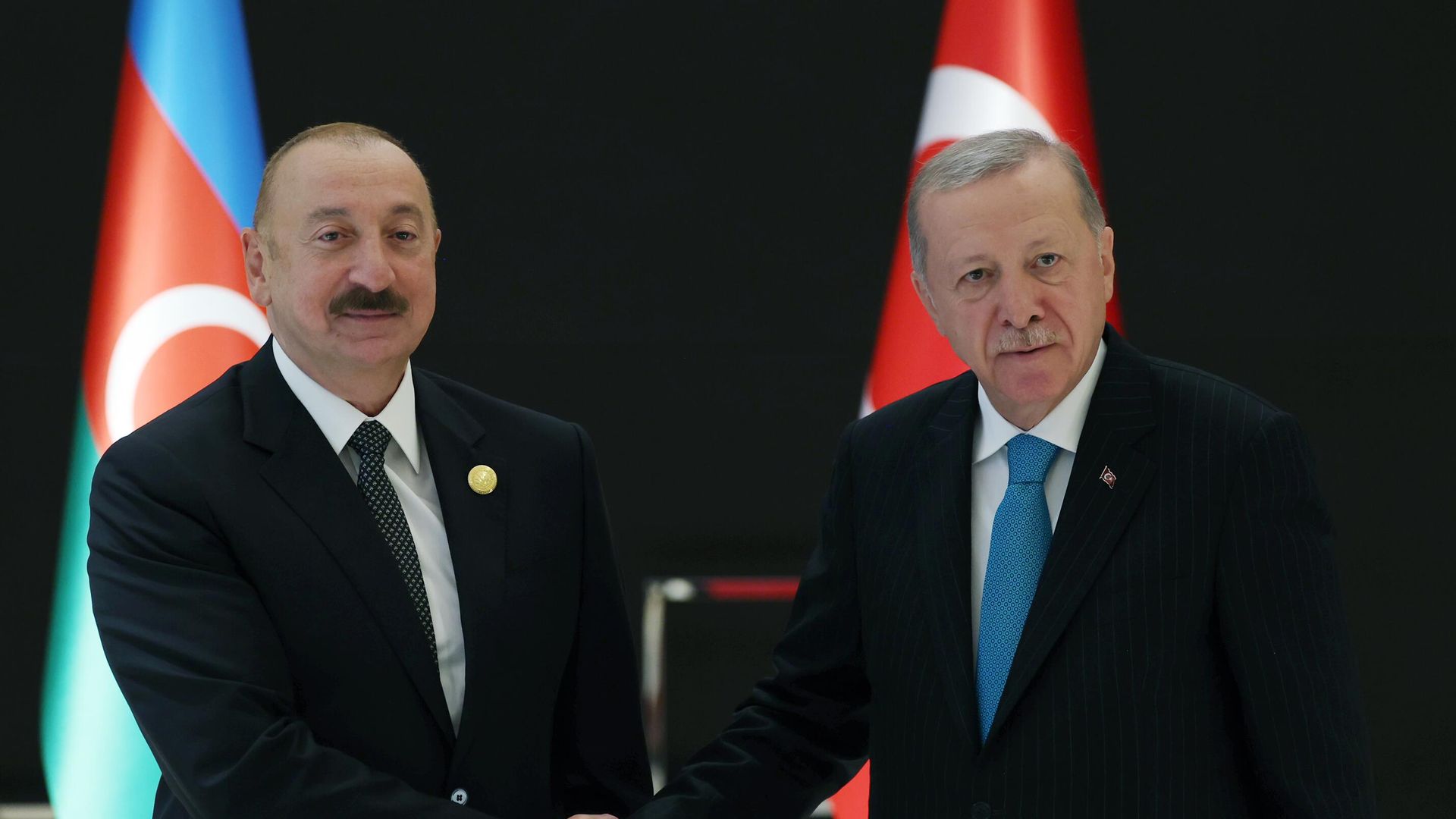 Erdoğan: Gardaşım İlham Aliyev'e, her zaman bir olduğumuz Azerbaycan Türkü kardeşlerime selamımı iletiyorum