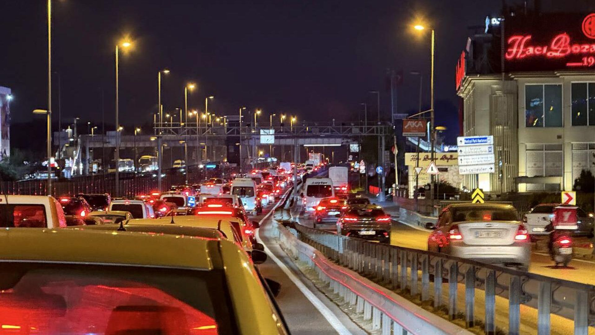 İstanbul'da sürücülere uyarı: D-100'de gece ulaşım kısıtlaması