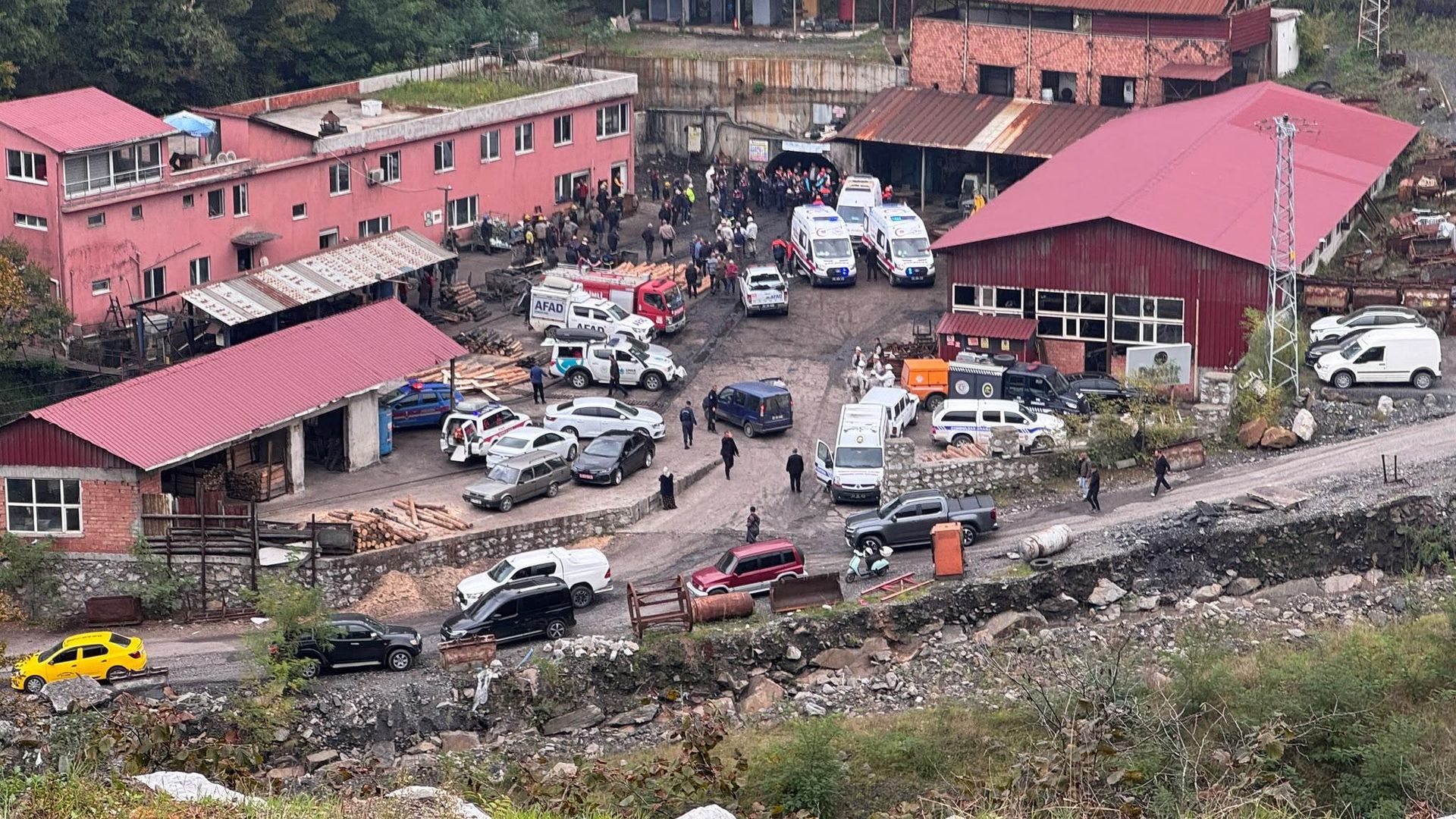 Zonguldak'taki maden ocağı patlamasına ilişkin 3 kişi tutuklandı