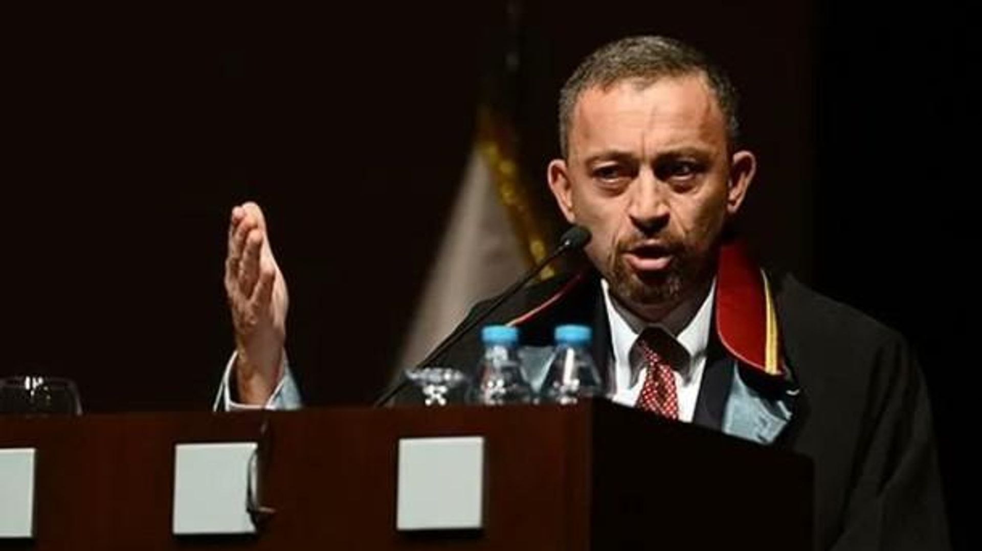 Ümit Kocasakal, İstanbul Barosu'nun yeni başkanı seçildi