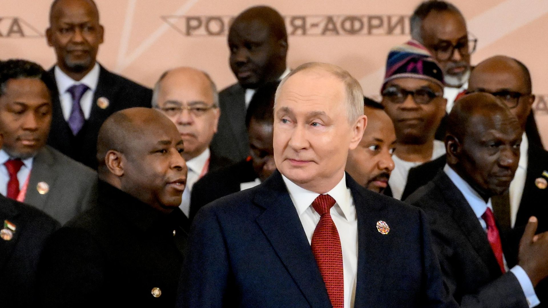 Putin: Rusya ile Afrika çok kutuplu dünyanın inşasında doğal müttefik