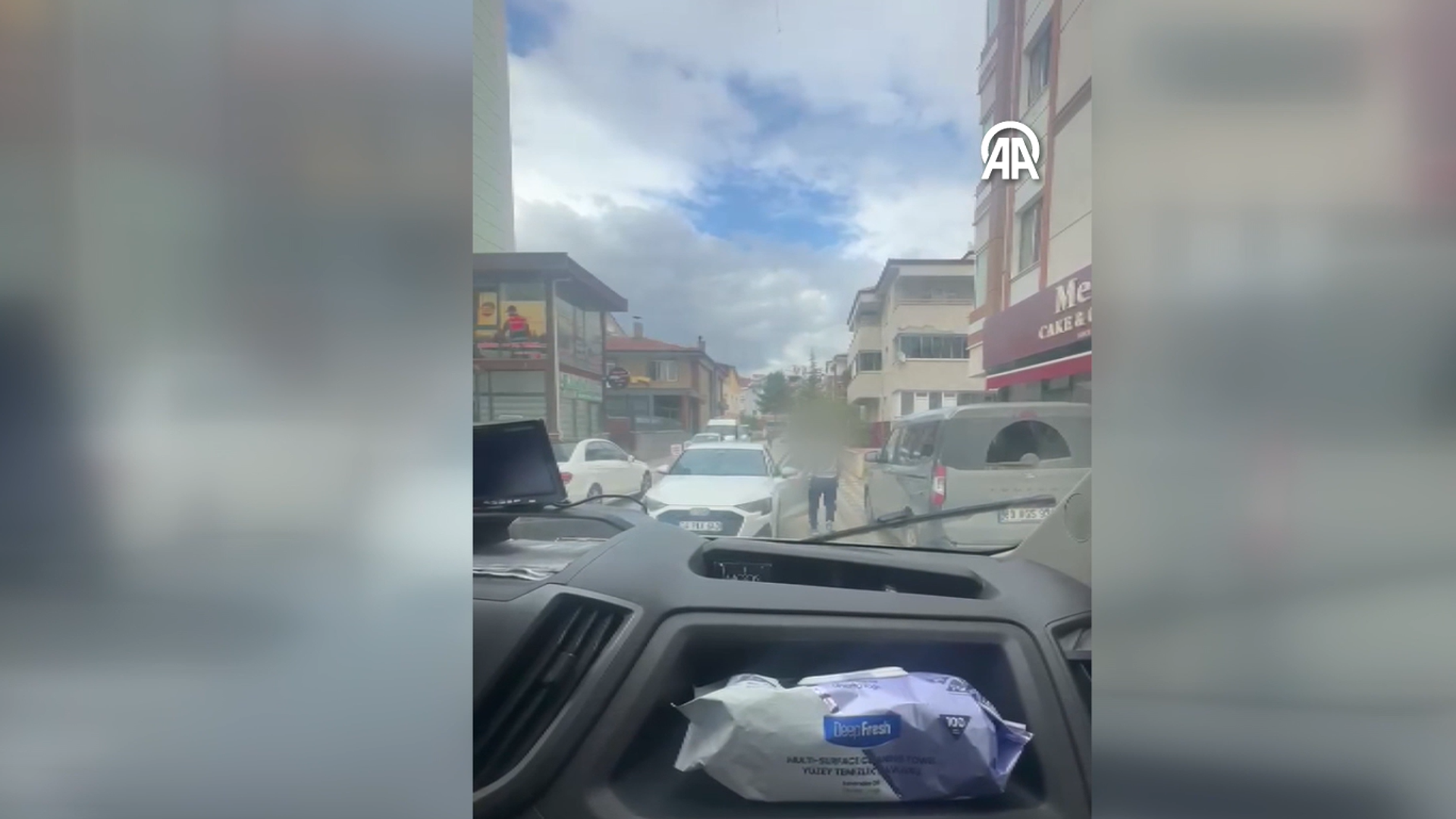 Trafikte yol tartışması pahalıya patladı: 180 bin lira ceza aldı